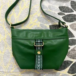 A bran new, never used cross body purse.